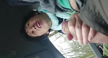 thủ dâm sex nam Trắng được fucked cu3x trong ass bởi một anh chàng da đen lớn tuổi.